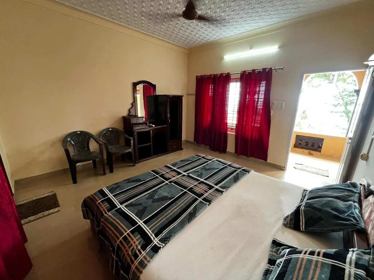 Hill Top Beach Resort فاركَالا 0*,